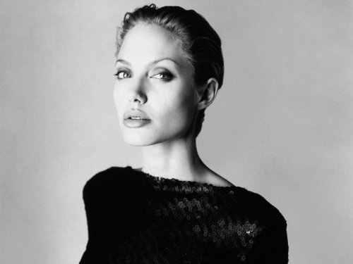 angelina-jolie-66.jpg