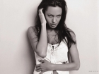 angelina-jolie-200.jpg