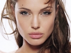 angelina-jolie-211.jpg