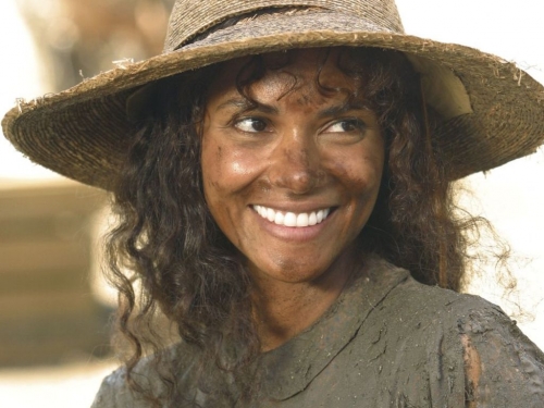 halle-berry-4.jpg
