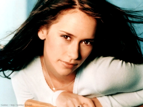 jennifer-love-hewitt-4.jpg