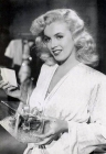 marilyn-monroe-42.jpg