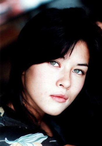 mylene-jampanoi-1.jpg